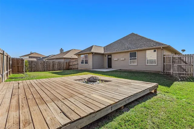 $285,000 | 12826 Carpenter Lane, Rhome, TX 76078