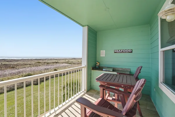 $410,000 | 4221 Grassy Pointe Drive, Unit 202, Galveston, TX 77554