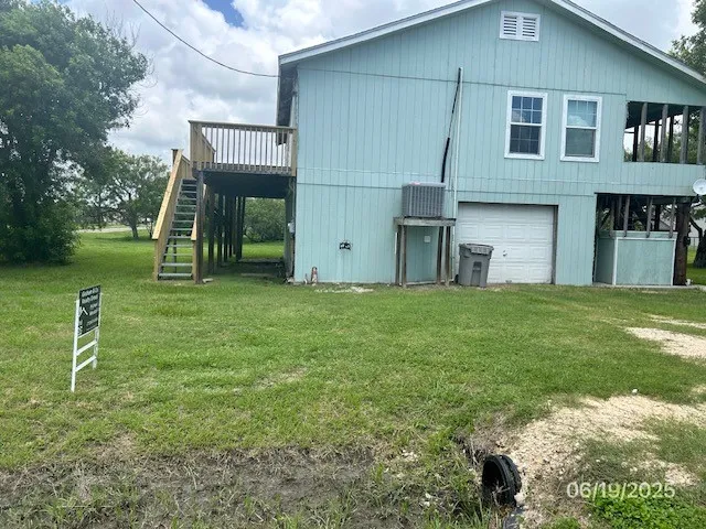$149,950 | 501 15th Street, Seadrift, TX 77983