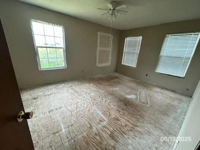 $149,950 | 501 15th Street, Seadrift, TX 77983