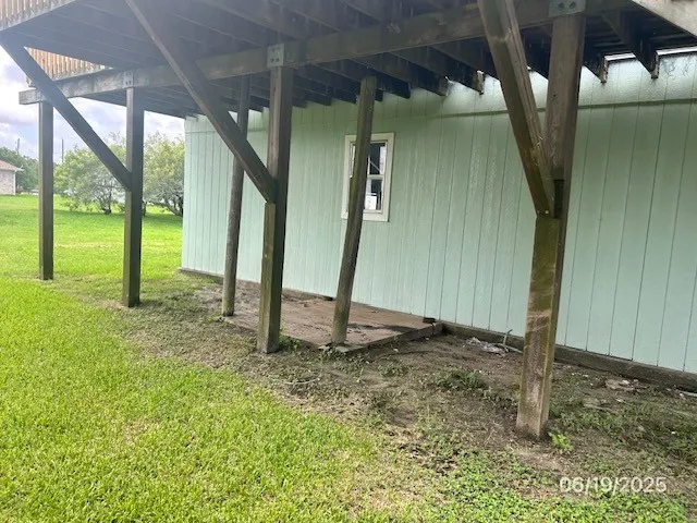 $149,950 | 501 15th Street, Seadrift, TX 77983