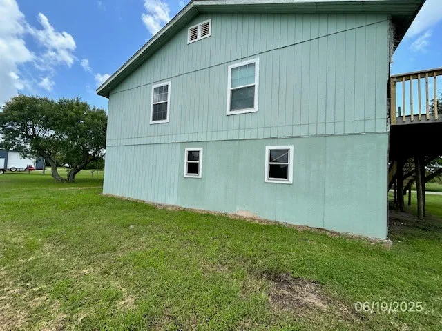 $149,950 | 501 15th Street, Seadrift, TX 77983