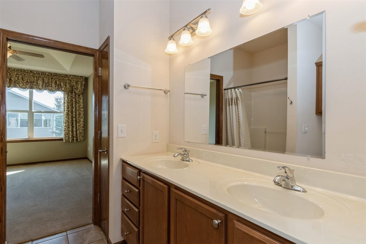 185 Ridge View Drive Fairfax, IA 52228 - Photo 14 of 25 Gallery Image 14