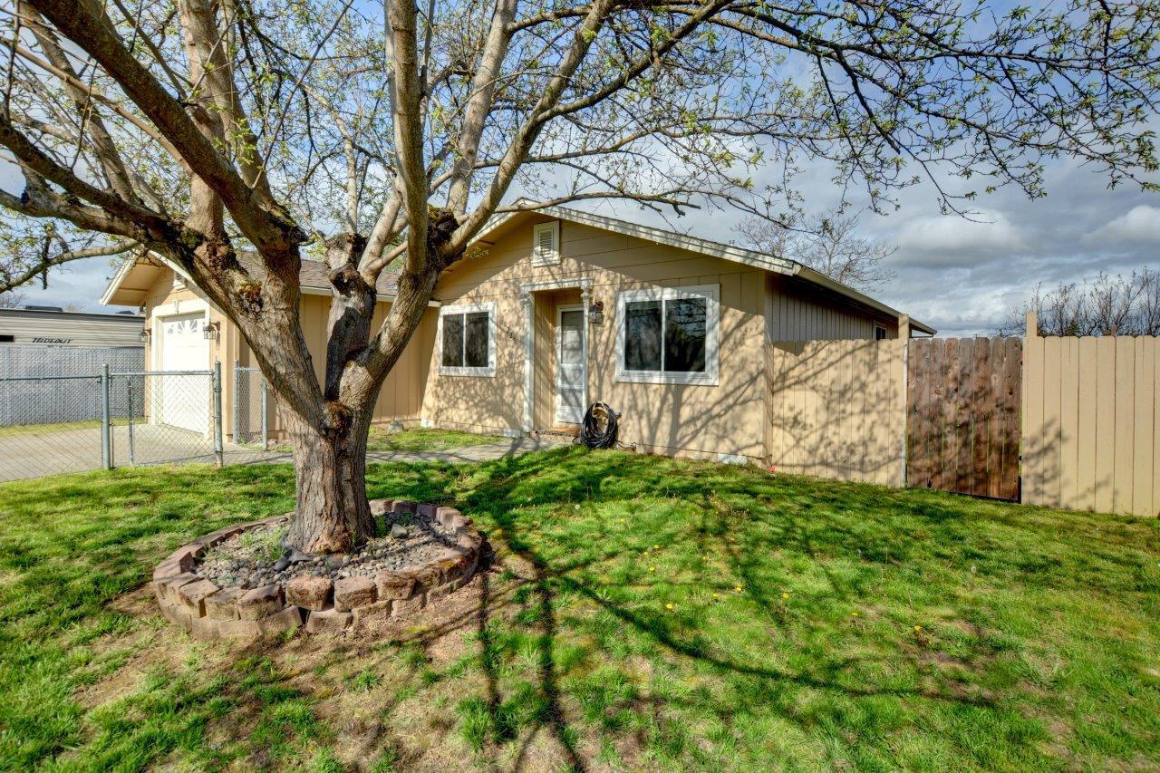 8225 Division Road White City, OR 97503 - Photo 28 of 30 28