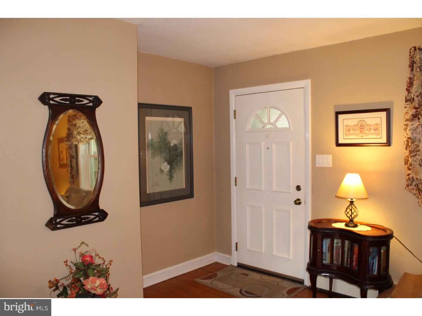 1526 East Butler Pike Ambler, PA 19002 - Photo 11 of 22 Foyer