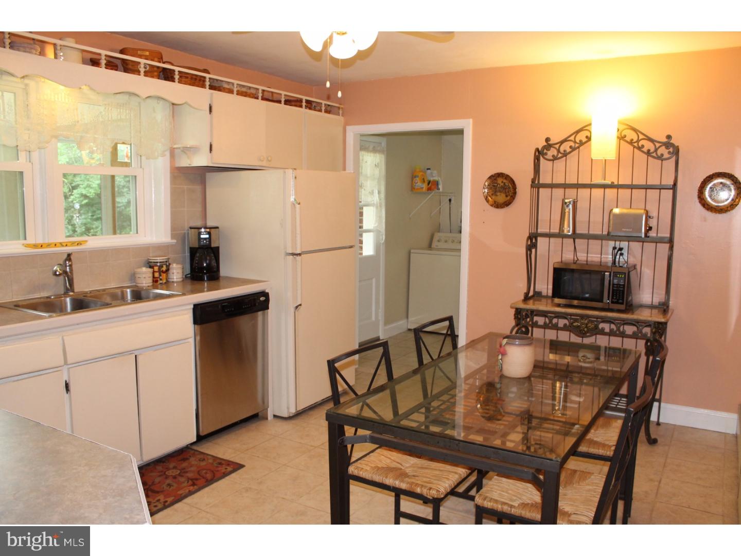 1526 East Butler Pike Ambler, PA 19002 - Photo 9 of 22 Kitchen