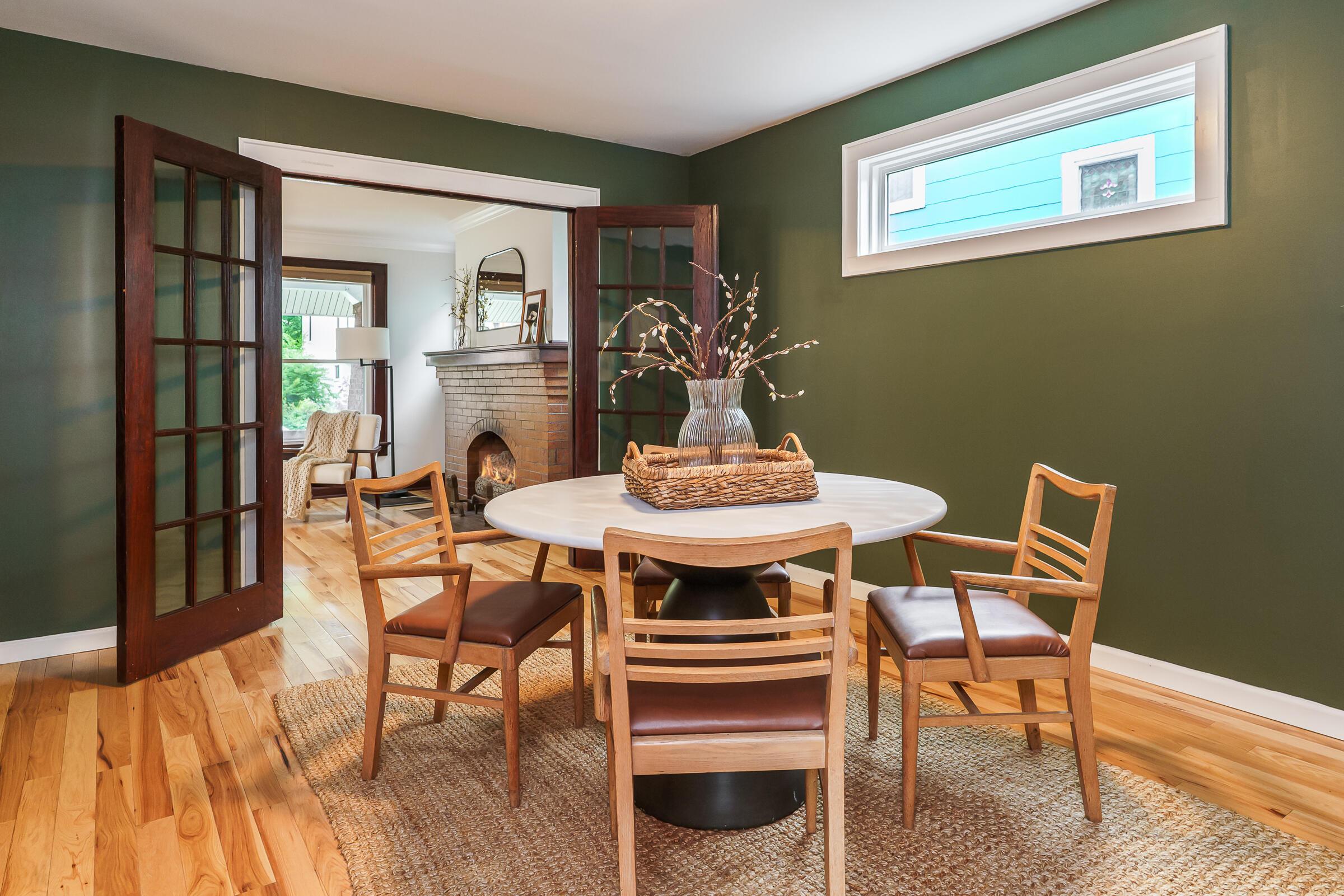 24 Brighton Road Columbus, OH 43202 - Photo 10 of 44 Dining Room