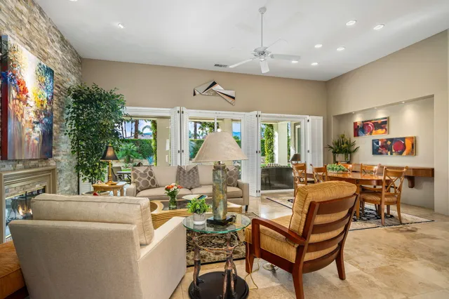 $1,000,000 | 65 Laken Lane, Palm Desert, CA 92211
