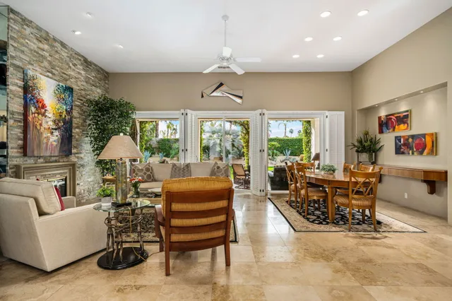 $1,000,000 | 65 Laken Lane, Palm Desert, CA 92211