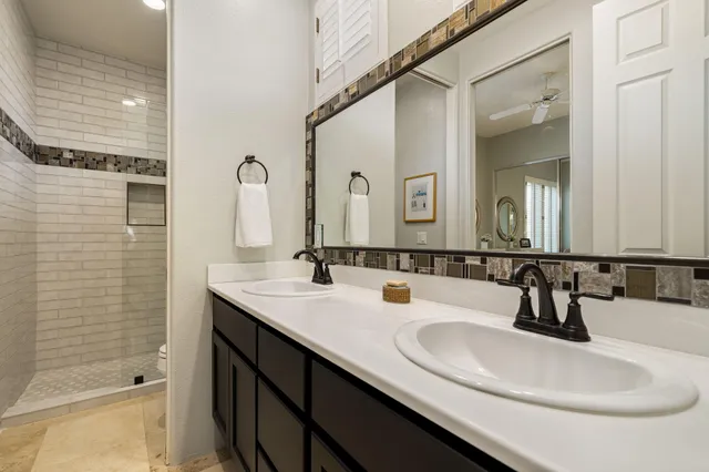 $1,000,000 | 65 Laken Lane, Palm Desert, CA 92211