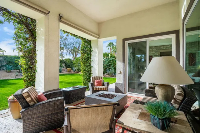 $1,000,000 | 65 Laken Lane, Palm Desert, CA 92211