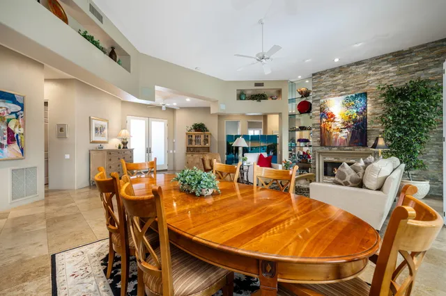 $1,000,000 | 65 Laken Lane, Palm Desert, CA 92211