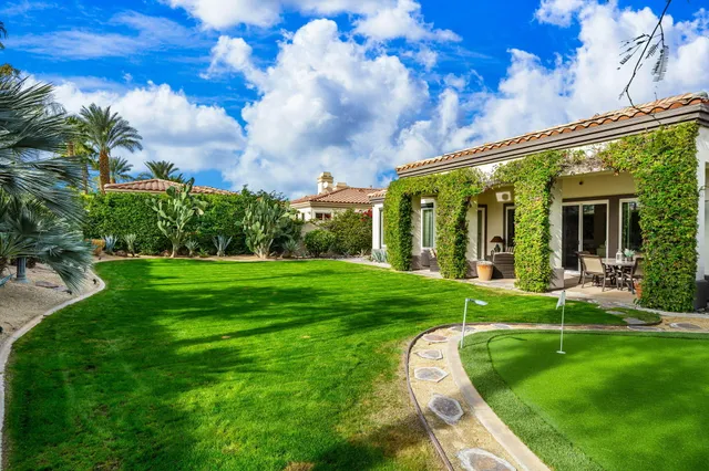 $1,000,000 | 65 Laken Lane, Palm Desert, CA 92211