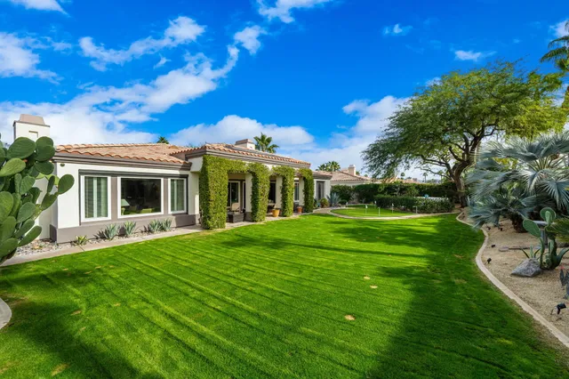 $1,000,000 | 65 Laken Lane, Palm Desert, CA 92211