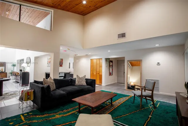 $880,000 | 10605 Southwest 132nd Court, Miami, FL 33186