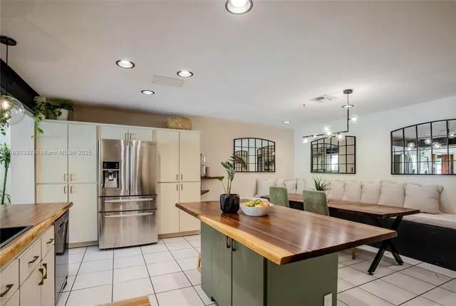 $880,000 | 10605 Southwest 132nd Court, Miami, FL 33186