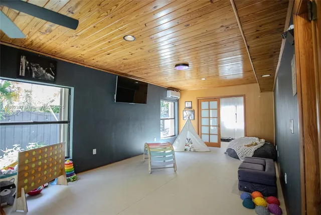 $880,000 | 10605 Southwest 132nd Court, Miami, FL 33186