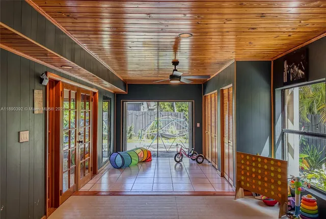 $880,000 | 10605 Southwest 132nd Court, Miami, FL 33186