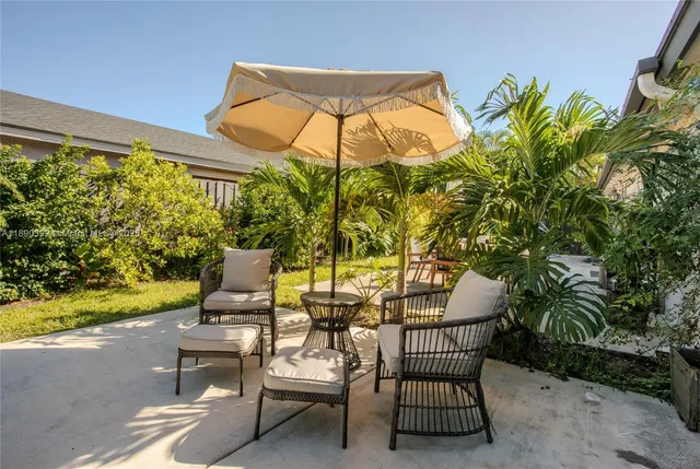 $880,000 | 10605 Southwest 132nd Court, Miami, FL 33186