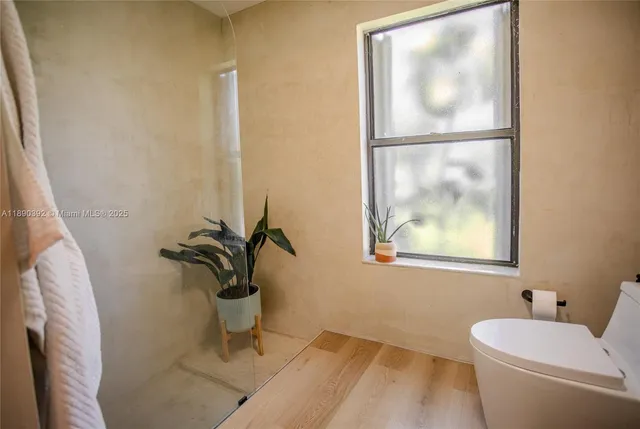 $880,000 | 10605 Southwest 132nd Court, Miami, FL 33186