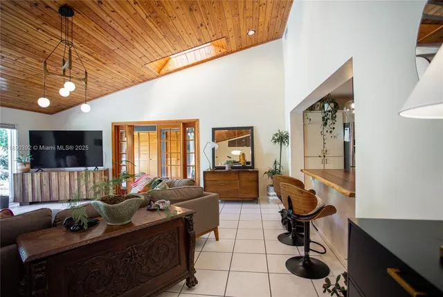 $880,000 | 10605 Southwest 132nd Court, Miami, FL 33186