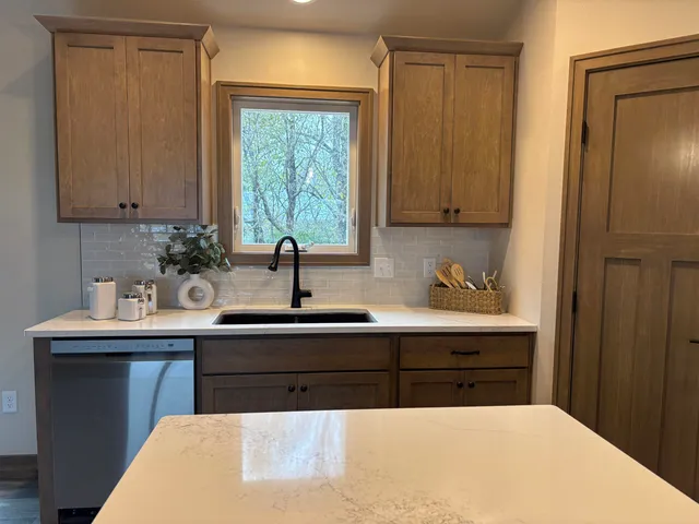 $436,900 | N1893 Medina Drive, Greenville, WI 54942