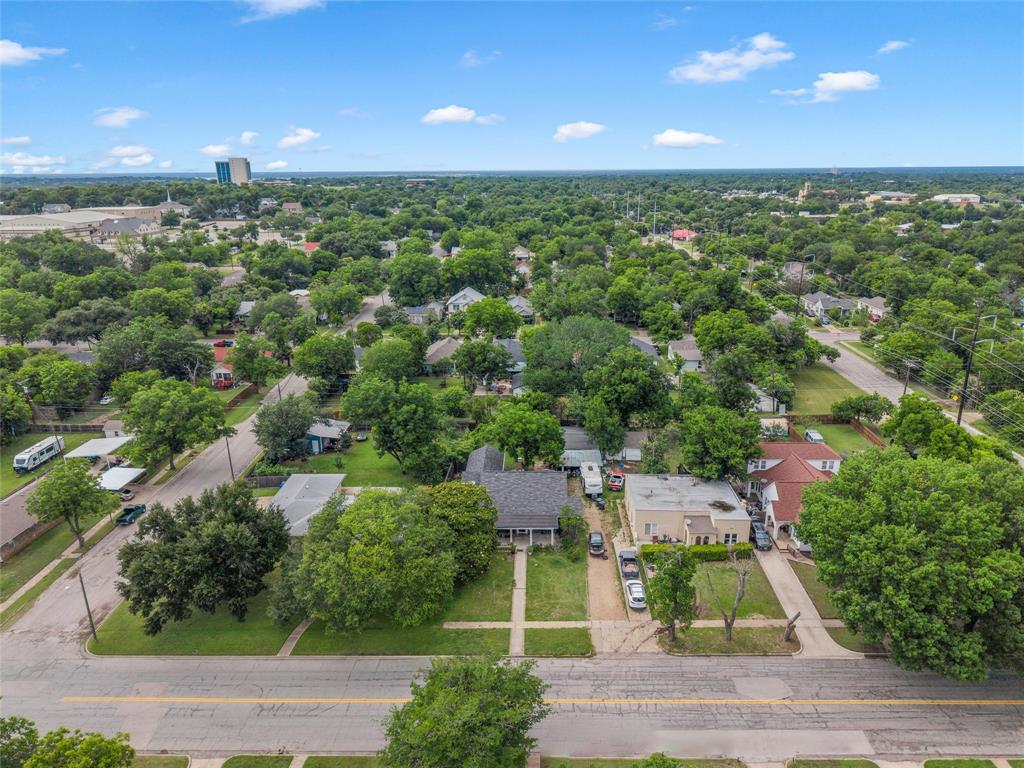 2717 Colcord Avenue Waco, TX 76707 - Photo 25 of 34 an aerial view of a city