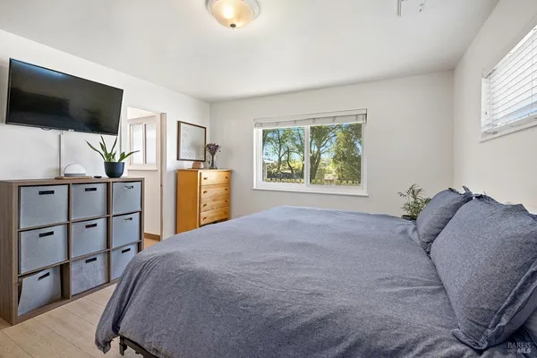 $864,900 | 199 Bailhache Avenue, Healdsburg, CA 95448