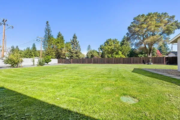 $864,900 | 199 Bailhache Avenue, Healdsburg, CA 95448