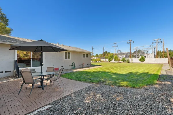 $864,900 | 199 Bailhache Avenue, Healdsburg, CA 95448