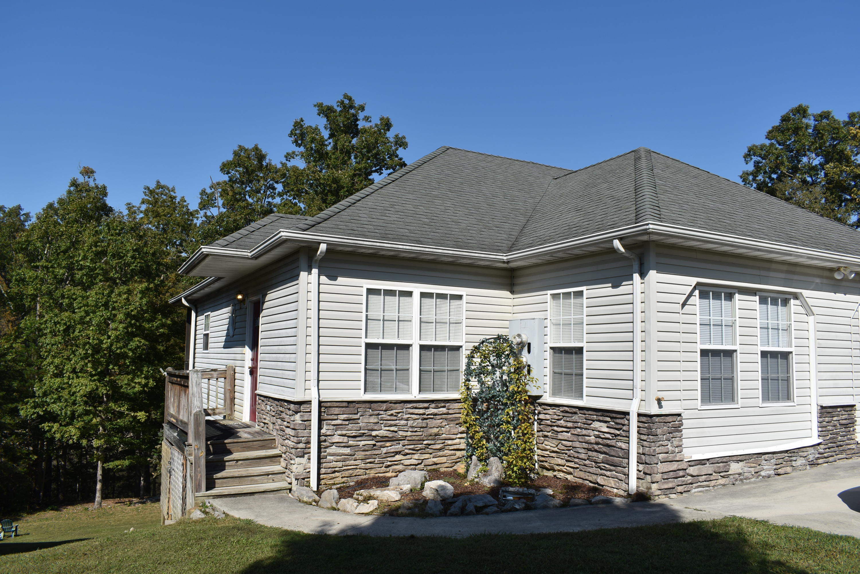 2380 Roberts Bend Road Burnside, KY 42519 - Photo 1 of 30 Primary Photo