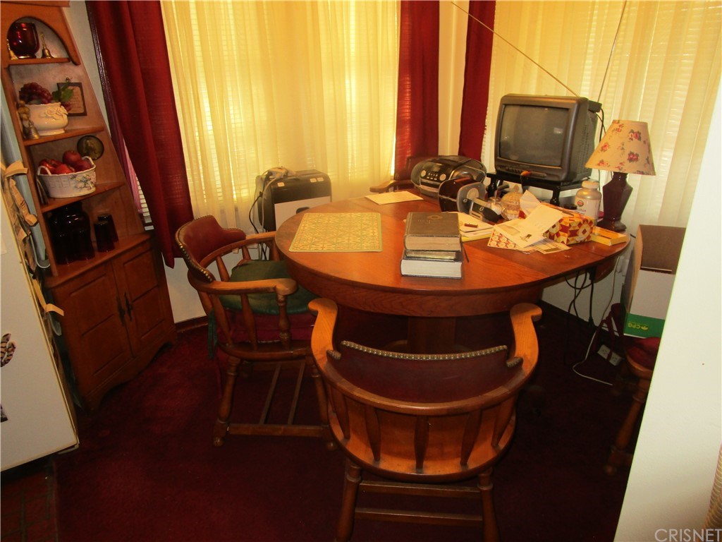 500 Fullerton Avenue Newport Beach, CA 92663 - Photo 5 of 9