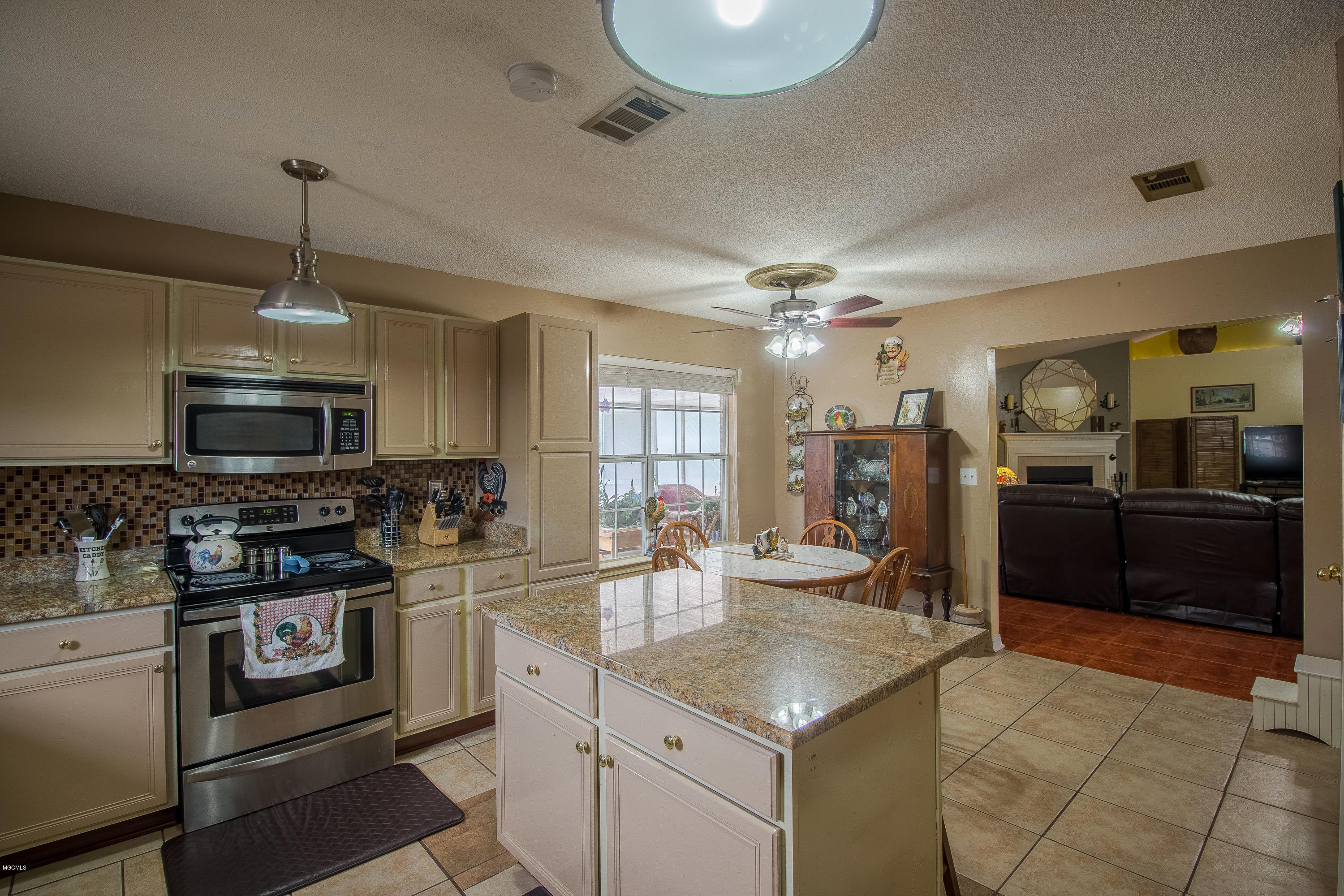 15409 Vick Road Gulfport, MS 39503 - Photo 11 of 50 15409 Vick Road-116