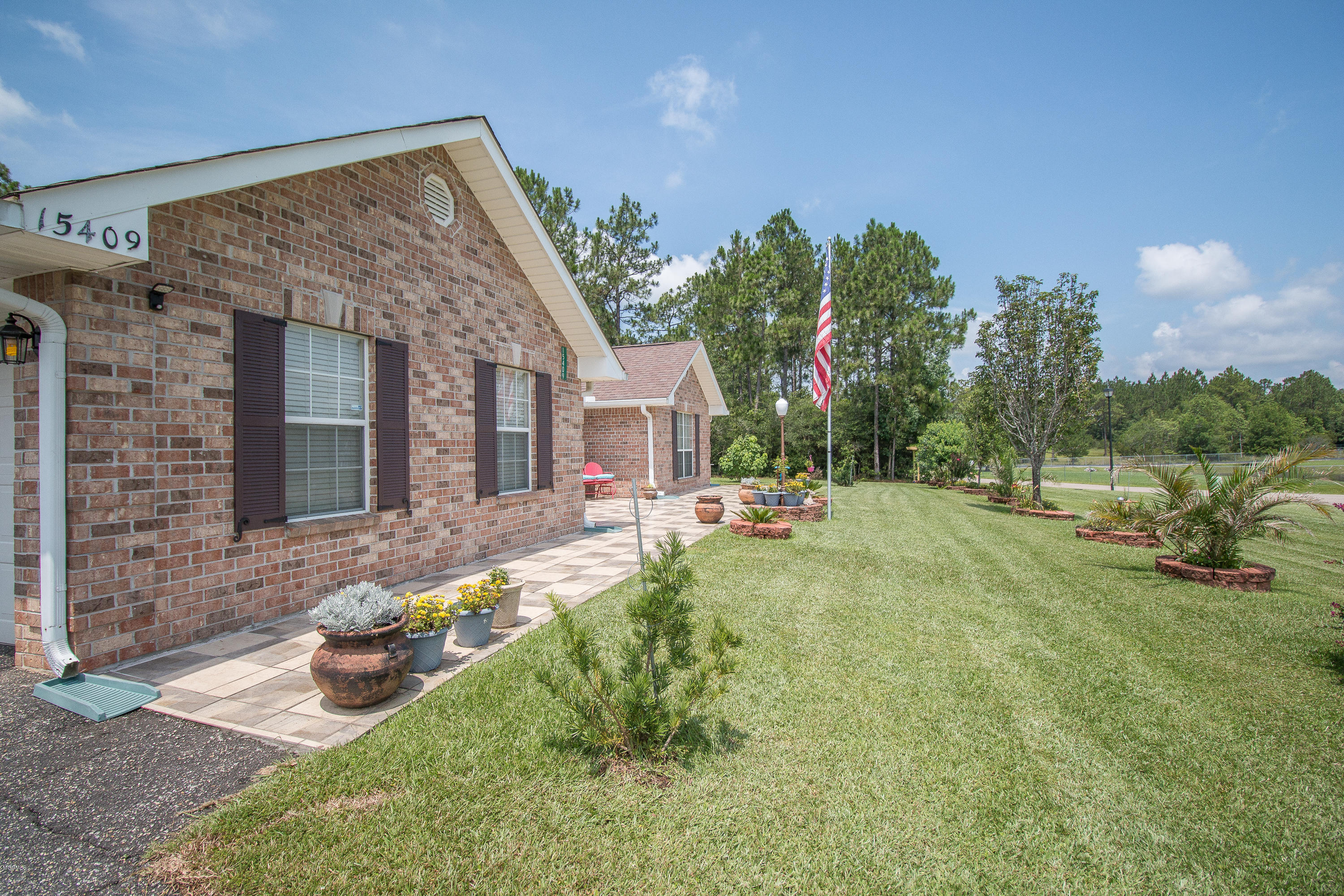15409 Vick Road-101