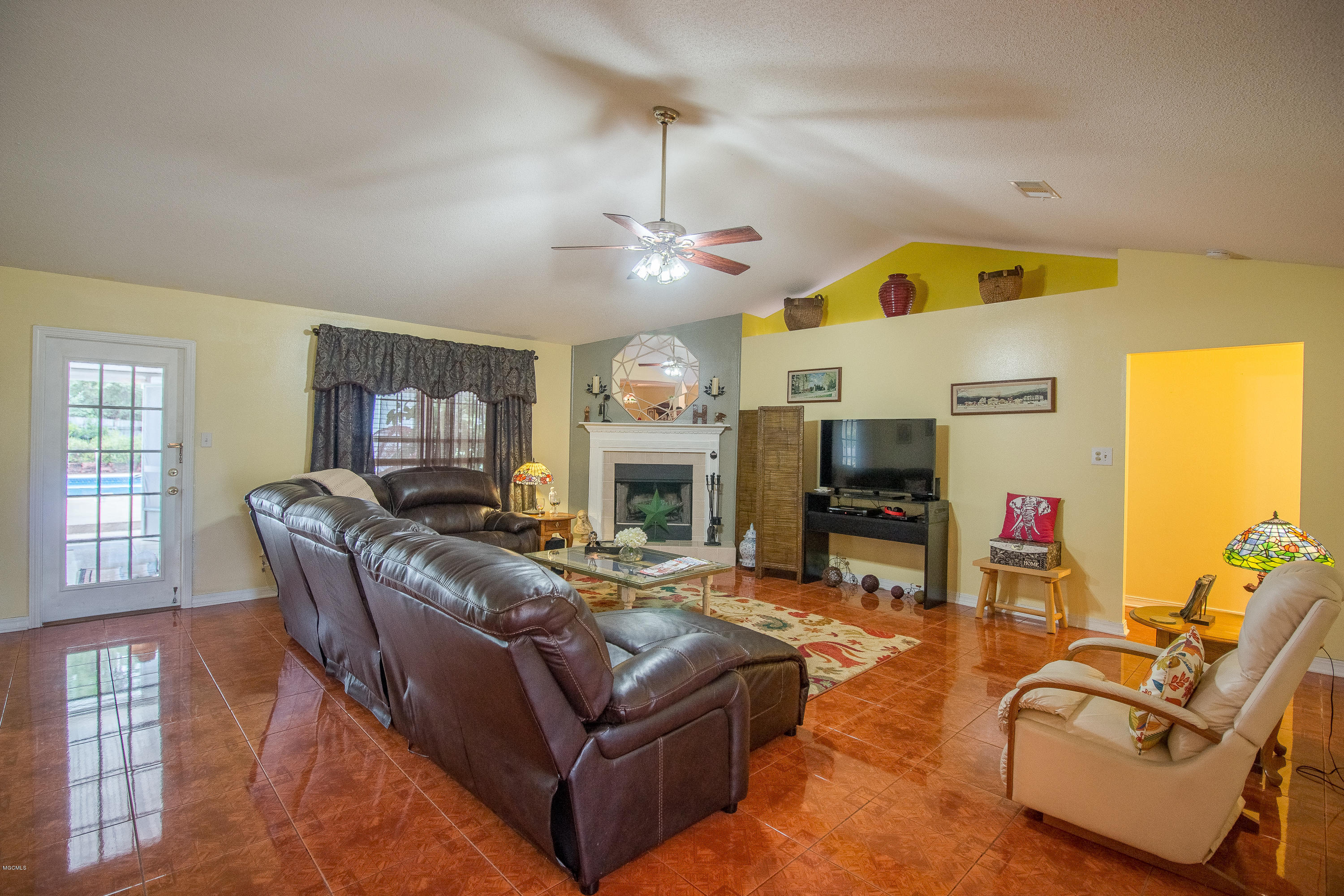 15409 Vick Road-130