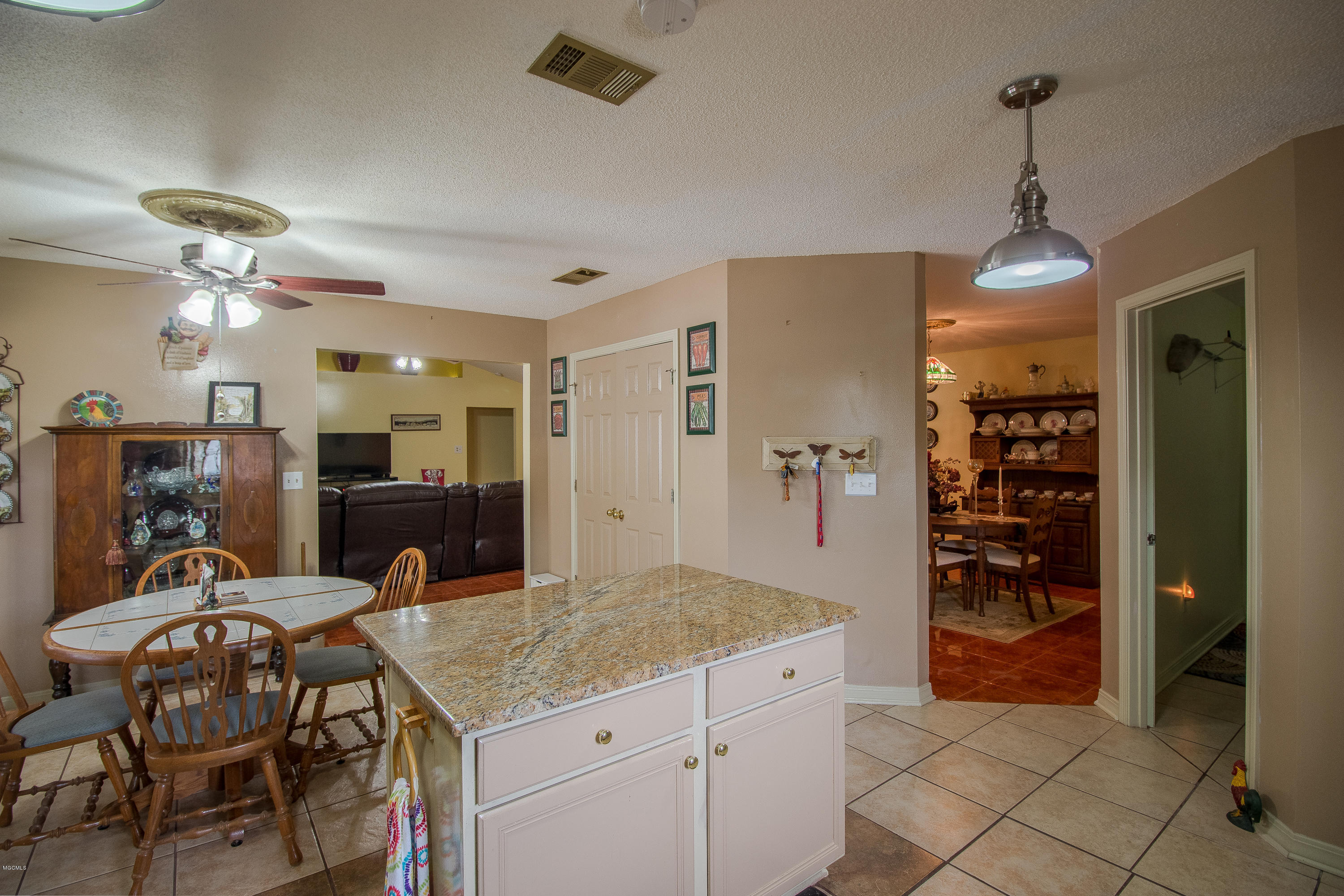 15409 Vick Road Gulfport, MS 39503 - Photo 10 of 50 15409 Vick Road-115