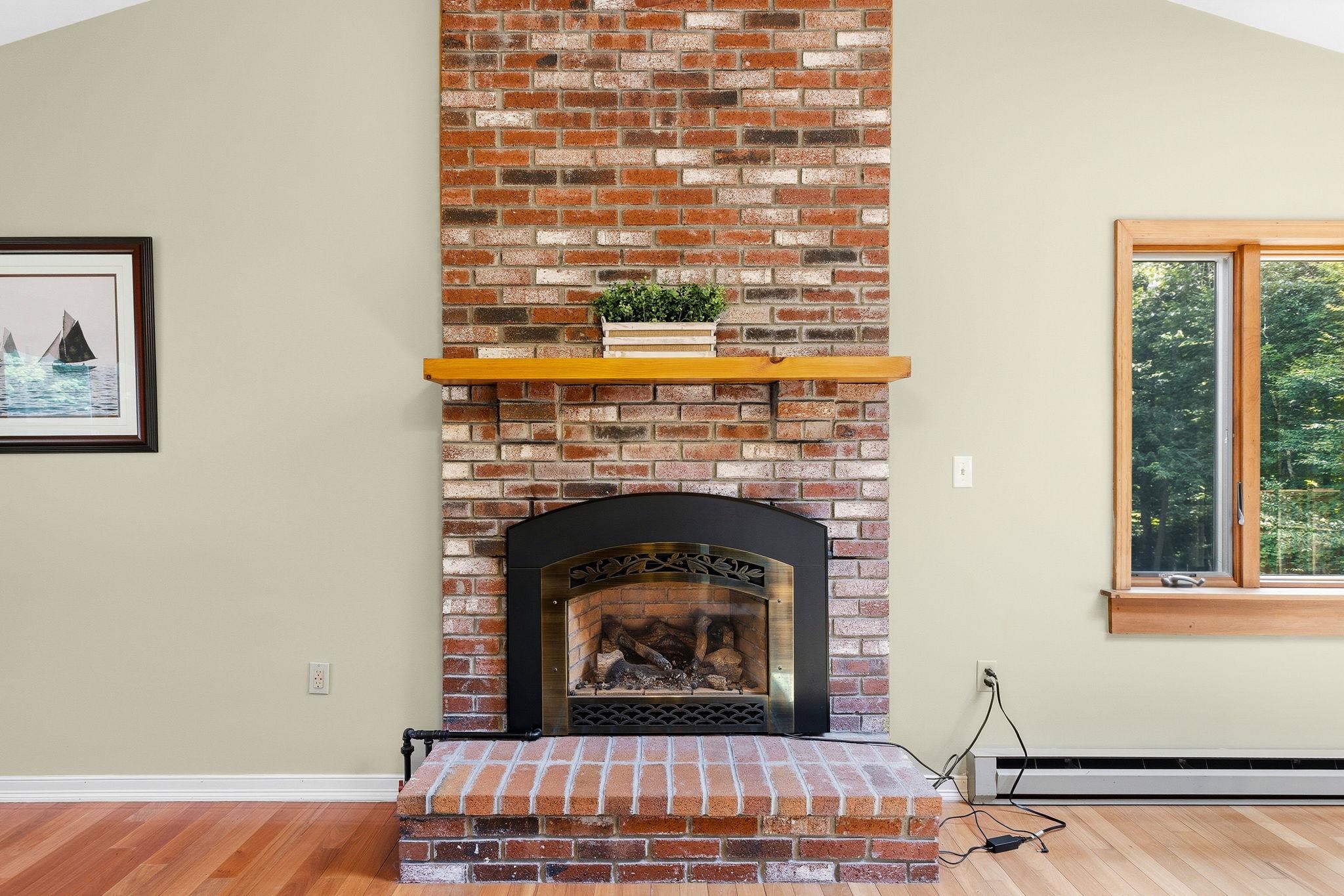 77 Tsienneto Road Derry, NH 03038 - Photo 19 of 57