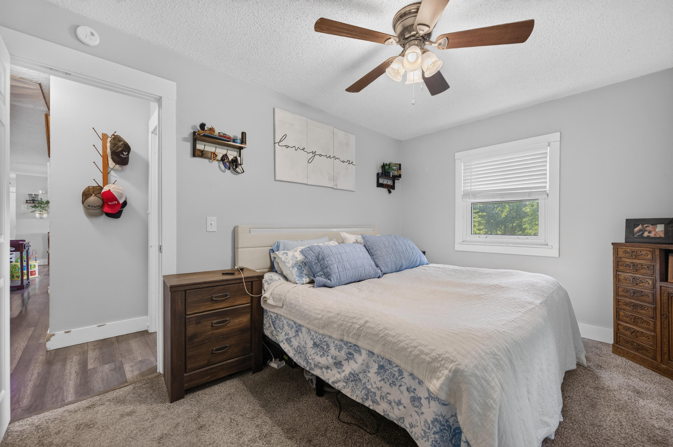 2376 Northview Road Marshfield, MO 65706 - Photo 18 of 37 Primary bedroom