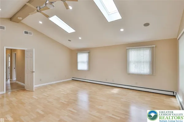 $585,000 | 3032 Center Street, Bethlehem, PA 18017