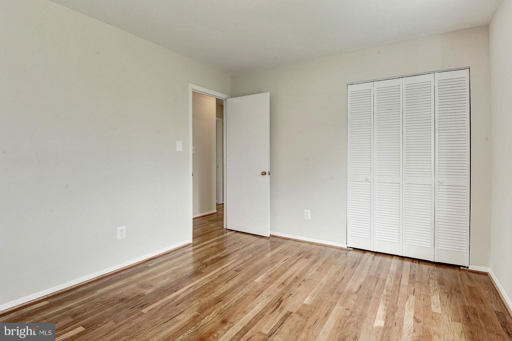 7429 Northrop Road Alexandria, VA 22306 - Photo 16 of 25 Bedroom
