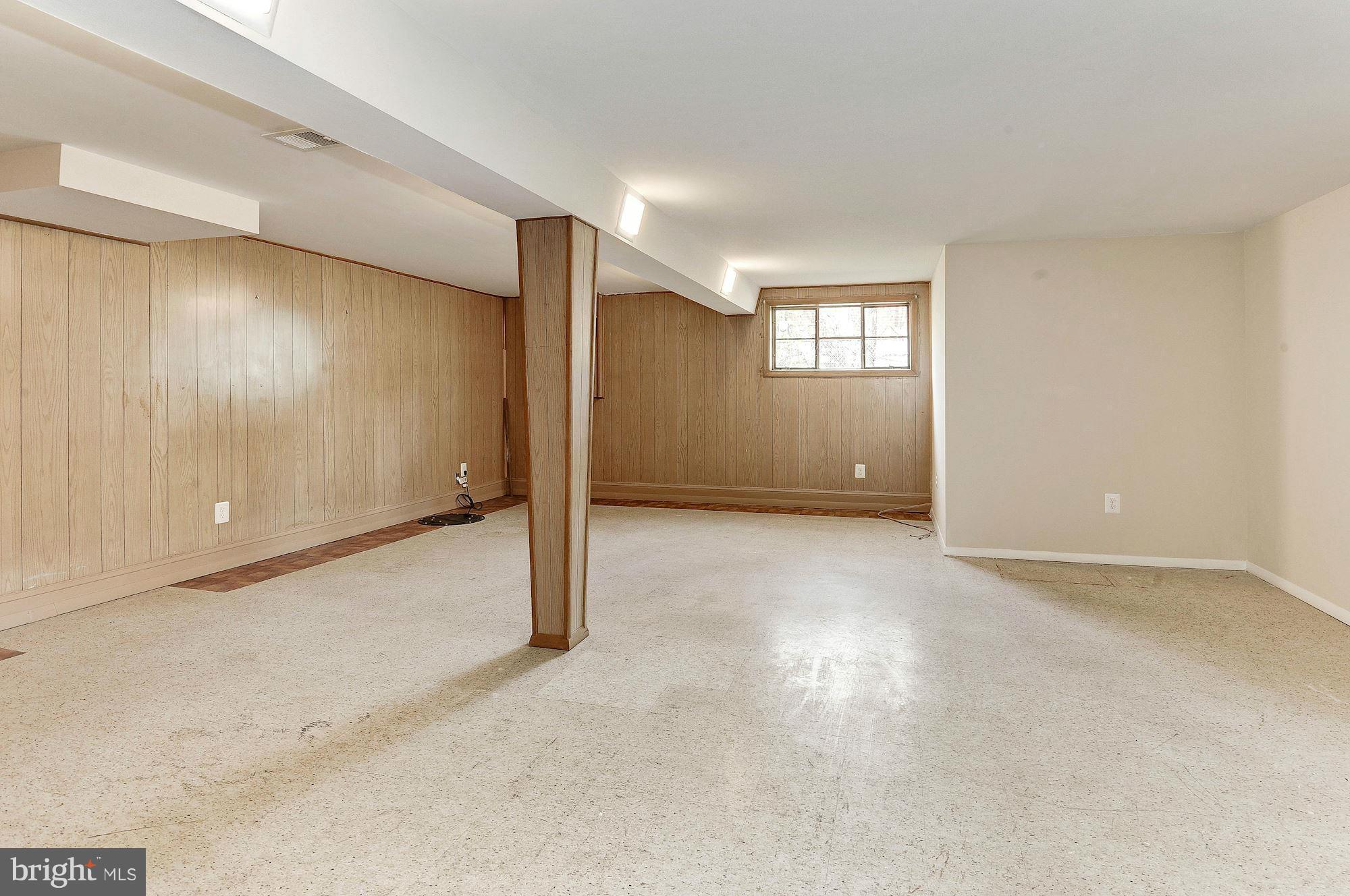 7429 Northrop Road Alexandria, VA 22306 - Photo 18 of 25 Basement
