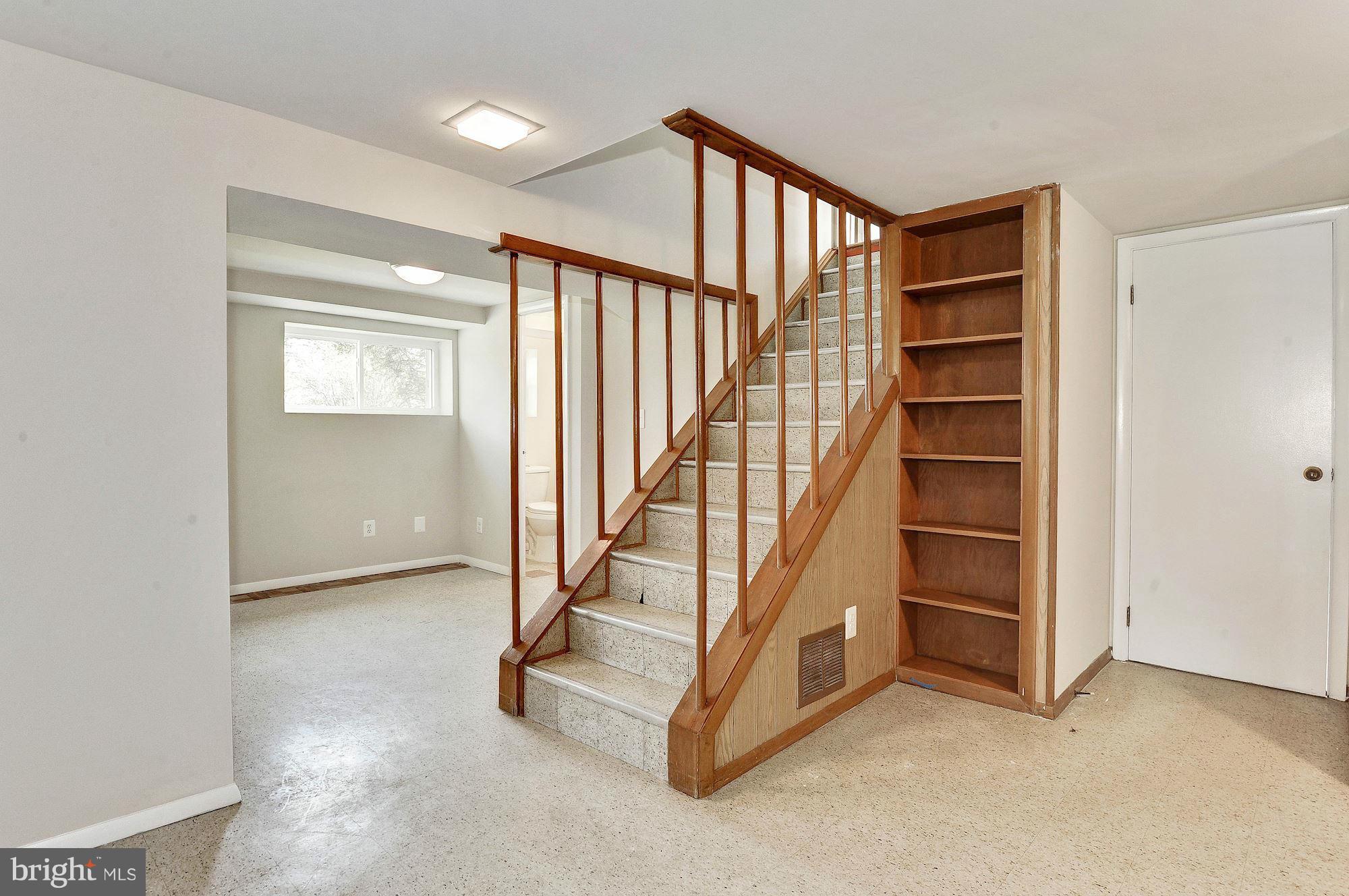 7429 Northrop Road Alexandria, VA 22306 - Photo 20 of 25 Basement