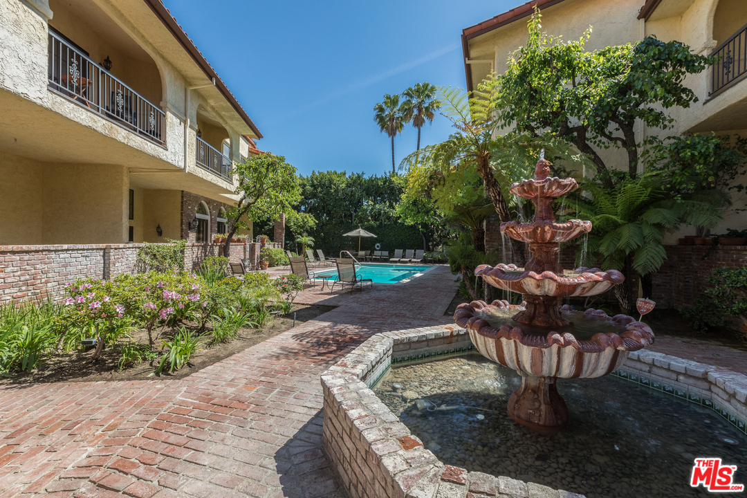 2311 Roscomare Road, Unit 2 Los Angeles, CA 90077 - Photo 20 of 25 Gallery Image 20