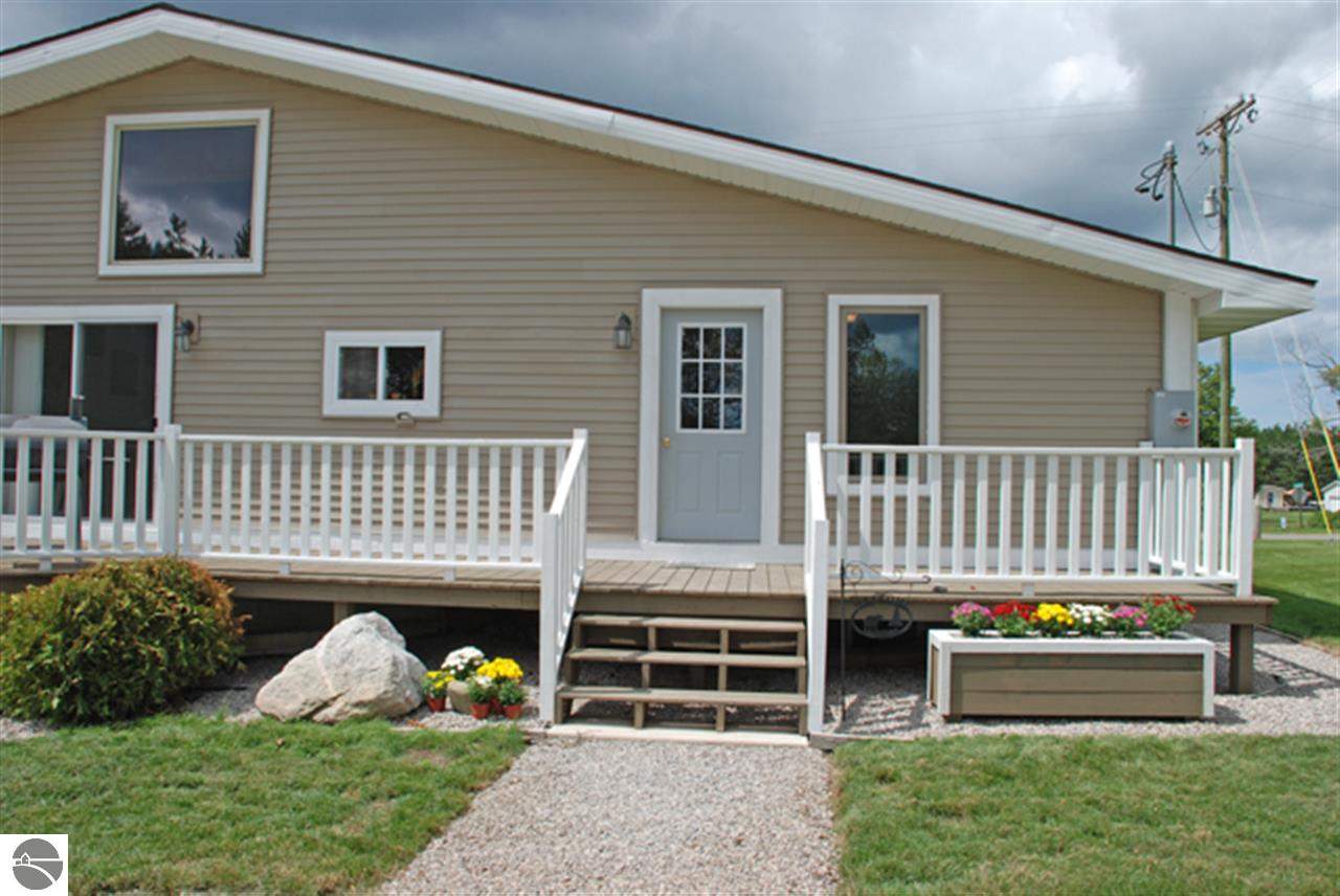 975 North Thompsonville Road Beulah, MI 49617 - Photo 30 of 33 1774896-29.JPG