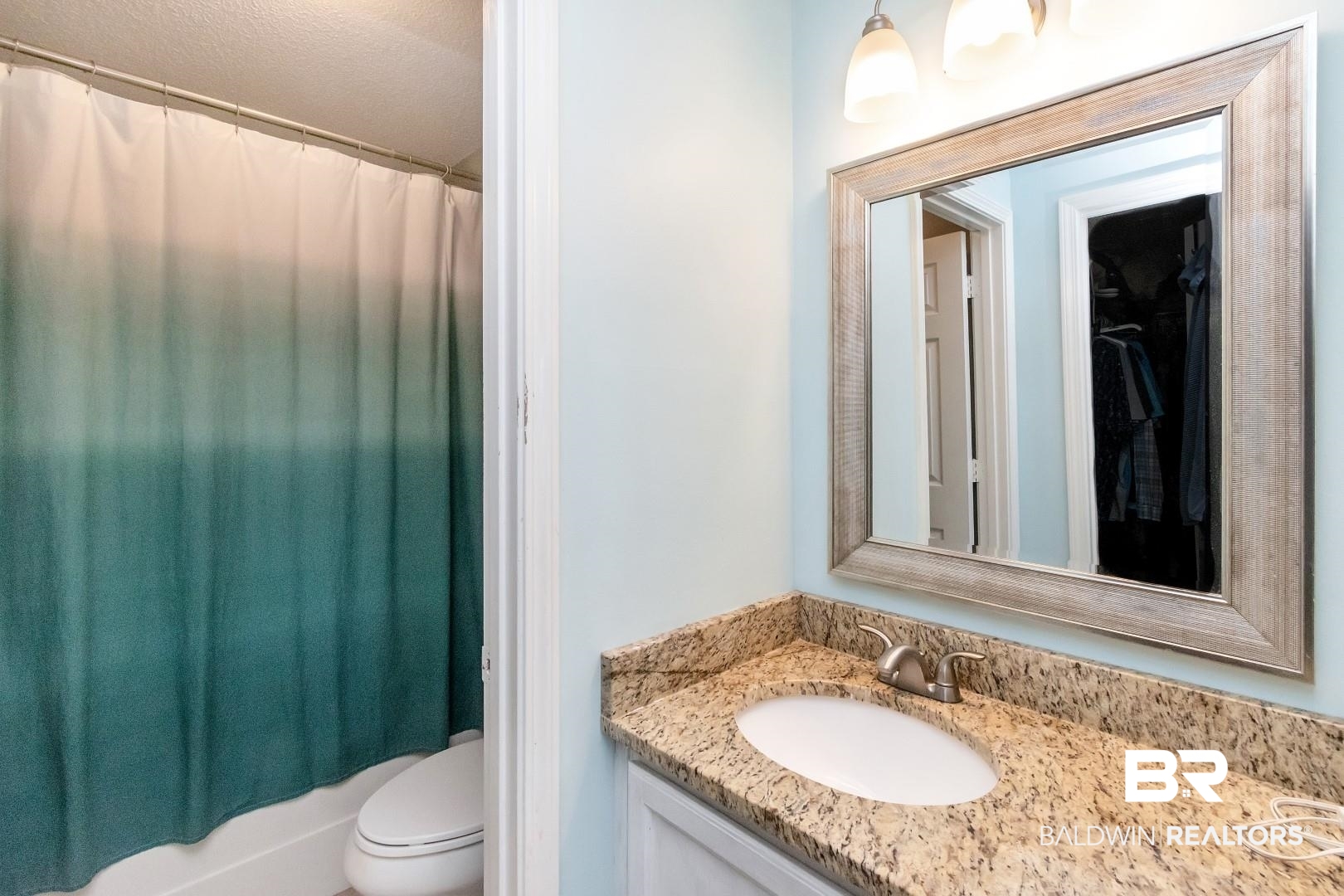 7718 Willard Court Theodore, AL 36582 - Photo 12 of 24 Primary bathroom