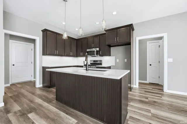 $359,900 | 1201 Zenos Boulevard, Fort Wayne, IN 46818