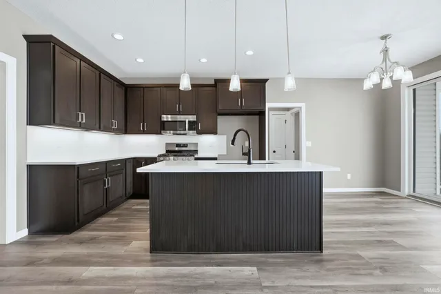 $359,900 | 1201 Zenos Boulevard, Fort Wayne, IN 46818