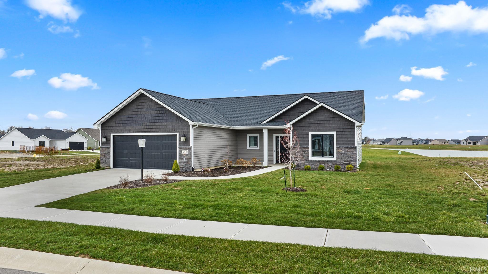 1201 Zenos Boulevard Fort Wayne, IN 46818 - Photo 2 of 36
