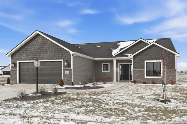 $359,900 | 1201 Zenos Boulevard, Fort Wayne, IN 46818