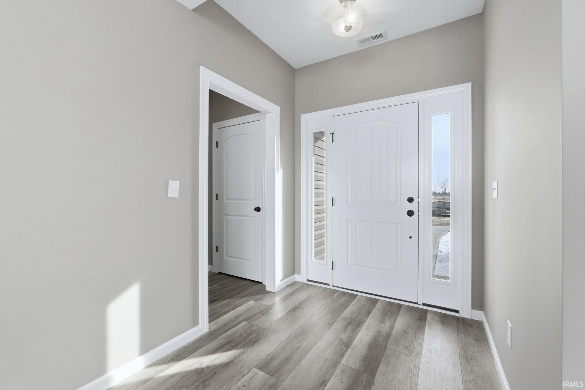 1201 Zenos Boulevard Fort Wayne, IN 46818 - Photo 23 of 36